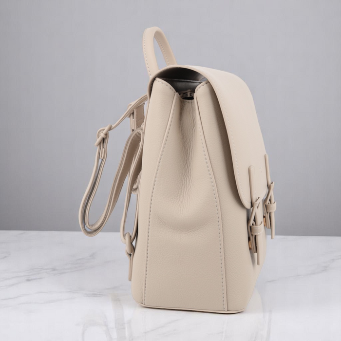 Дамска раница David Jones