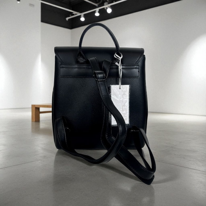 Дамска раница David Jones