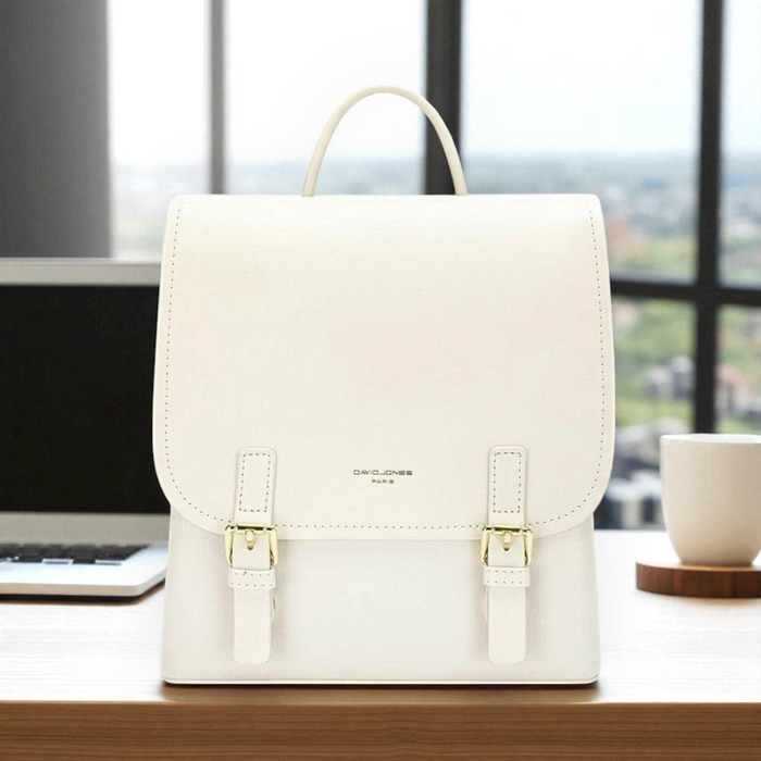 Дамска раница David Jones