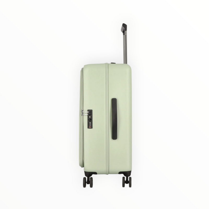 Удароустойчив куфар от PET