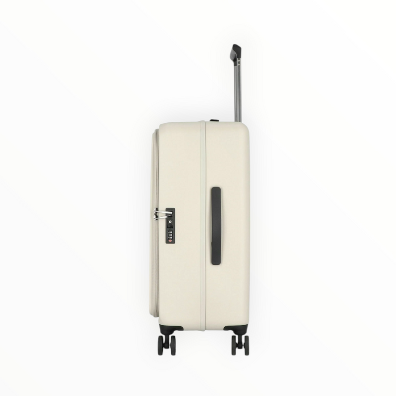 Удароустойчив куфар от PET