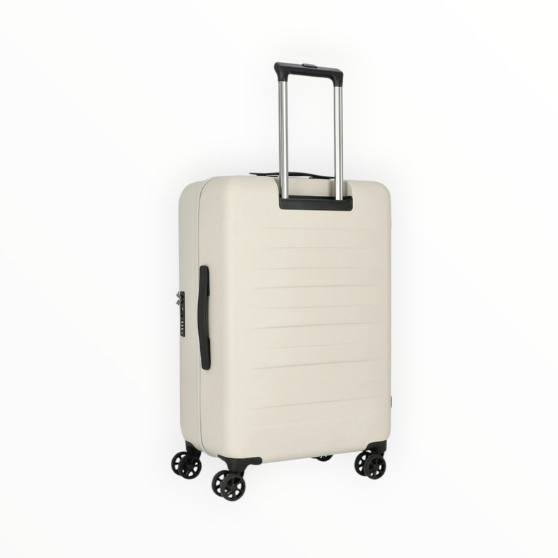 Удароустойчив куфар от PET