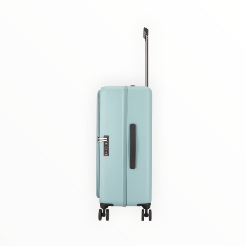 Удароустойчив куфар от PET