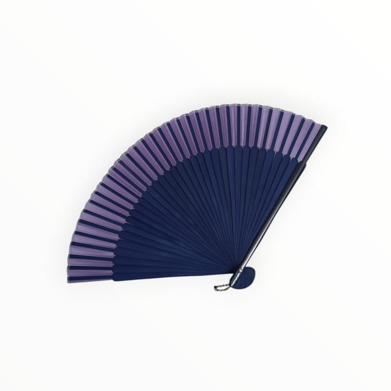 Елегантно ветрило, изработено от естествени материали