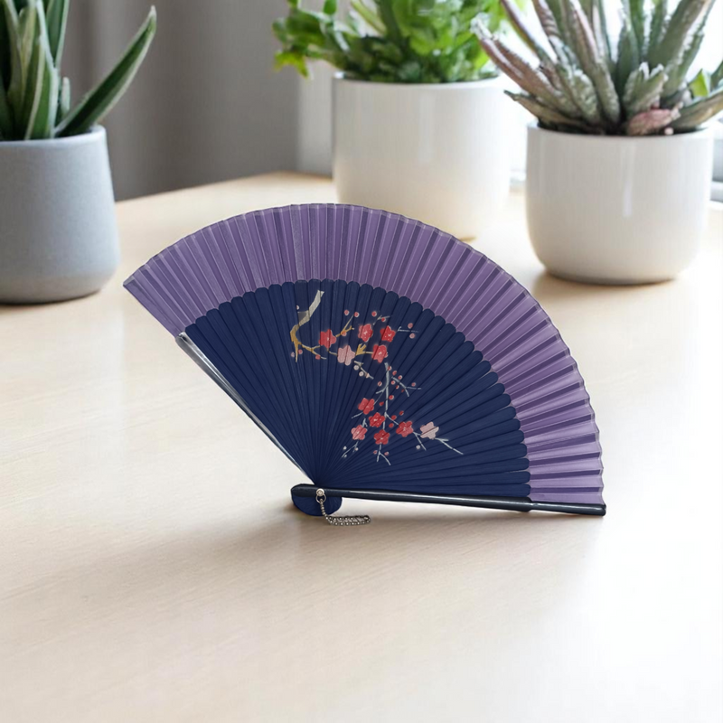 Елегантно ветрило, изработено от естествени материали