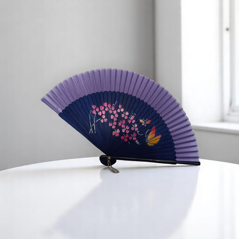 Елегантно ветрило, изработено от естествени материали