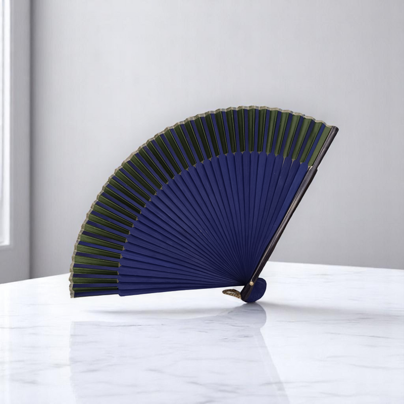 Елегантно ветрило, изработено от естествени материали