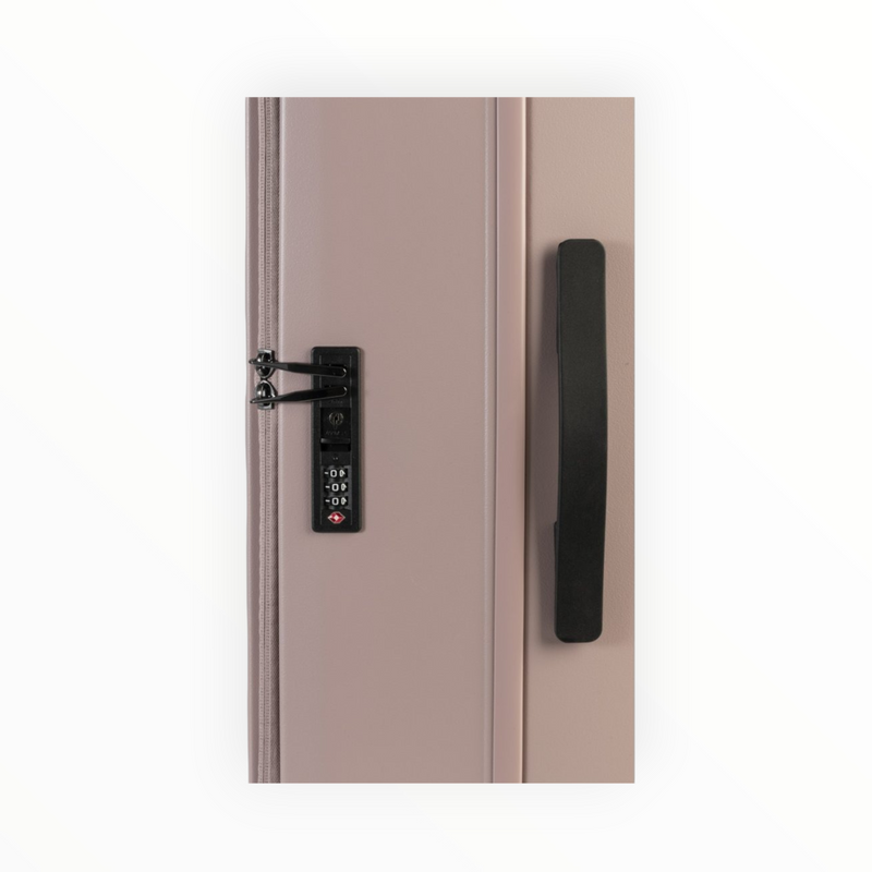 Удароустойчив куфар от PET