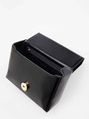 Дамска чанта за през рамо RESERVED